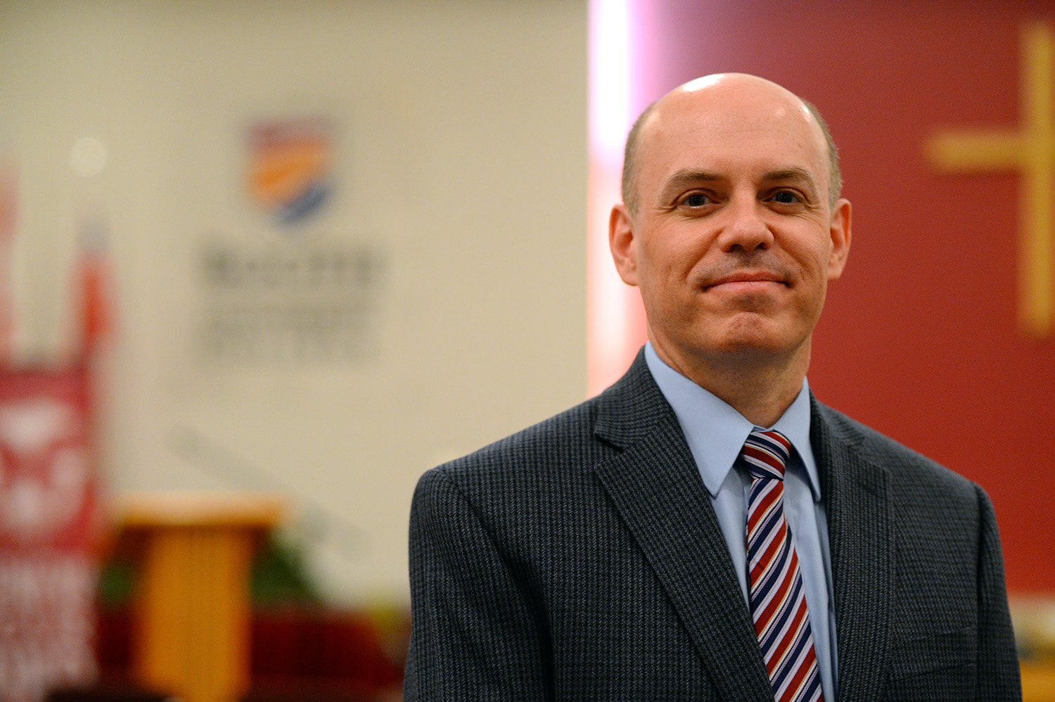 Headshot of Andrew Eason.